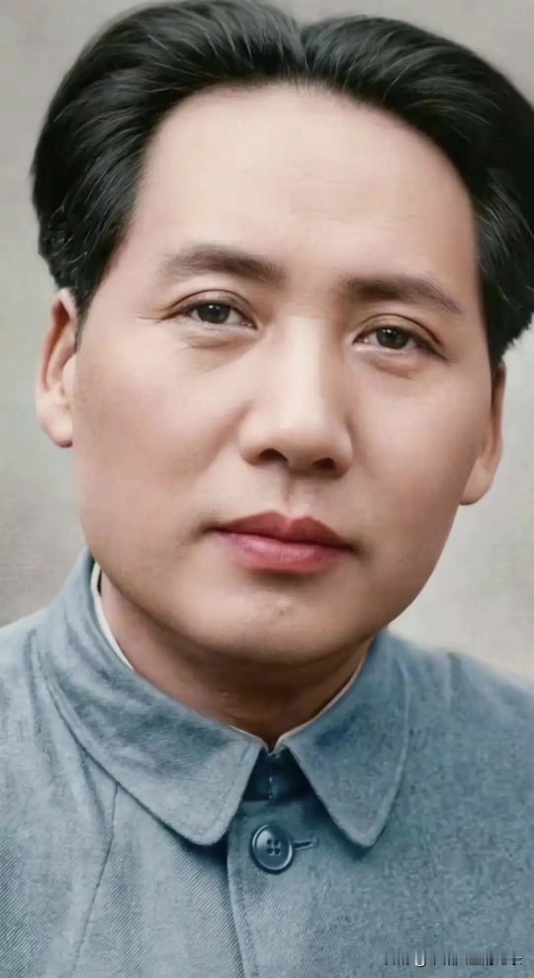 要大力宣传毛主席思想，践行毛主席全心全意为人民服务的宗旨！[祈祷][玫瑰][祈祷