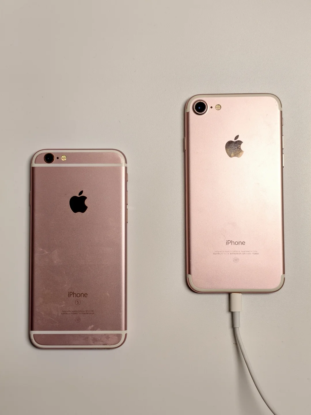 猜猜iPhone的哪两款手机，备用机依旧能打