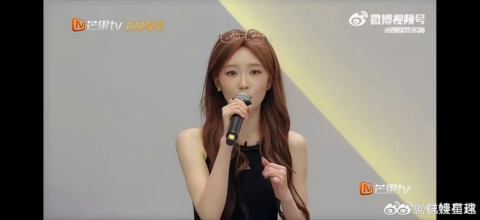 张月张月说女孩子要帮女孩子更加好乘风2026女孩惺惺相惜，彼此照亮，这才是乘风最