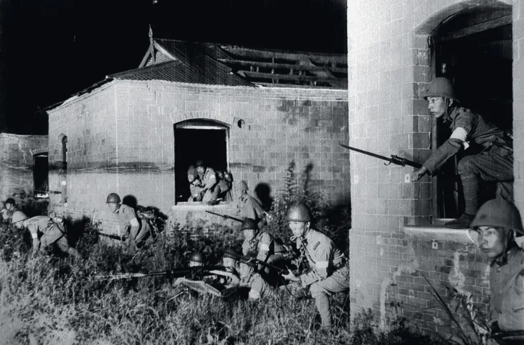 1931年9月18日晚22时20分，日本关东军独立守备步兵第二大队第一...