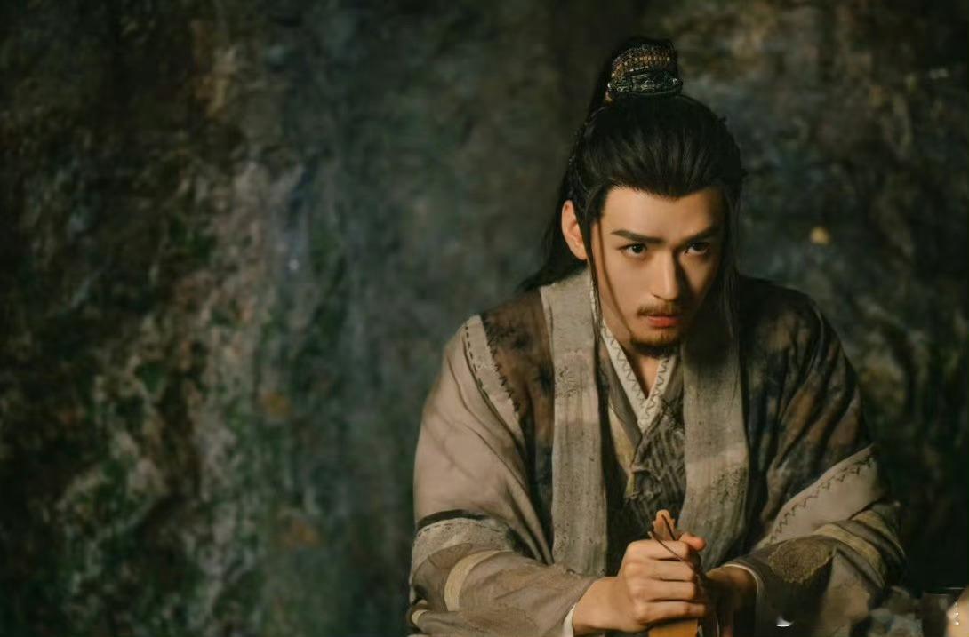 看见龚俊这个造型想到的也是陆小凤龚俊《狐妖小红娘》古装绝了！超幻视陆小凤，魅力十