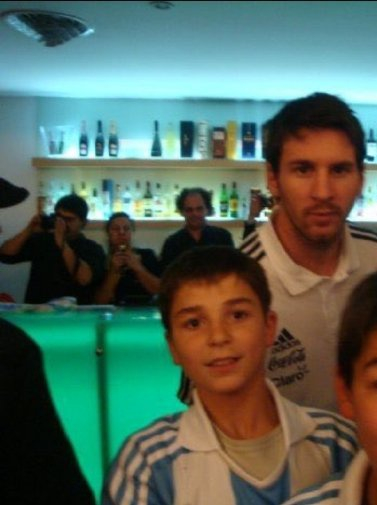 每一步都是线索 🇦🇷昔日追光的小孩，终成照亮王的星。(✿◡‿◡) 阿根廷国家