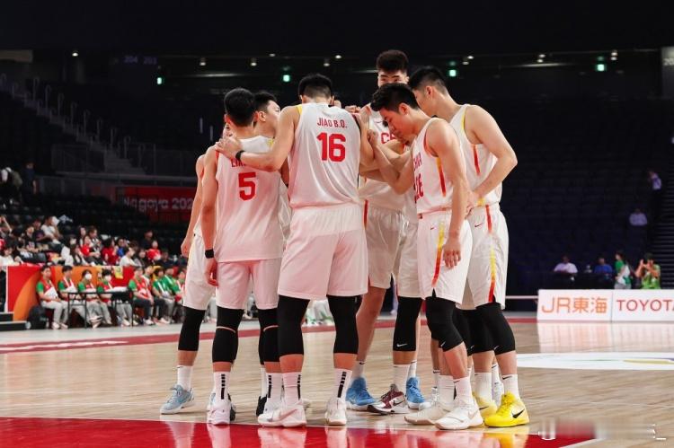 中国男篮38分大胜亚运会开门红中国男篮大胜哈萨克斯坦亚运首秀，直接打爽了！🇨?