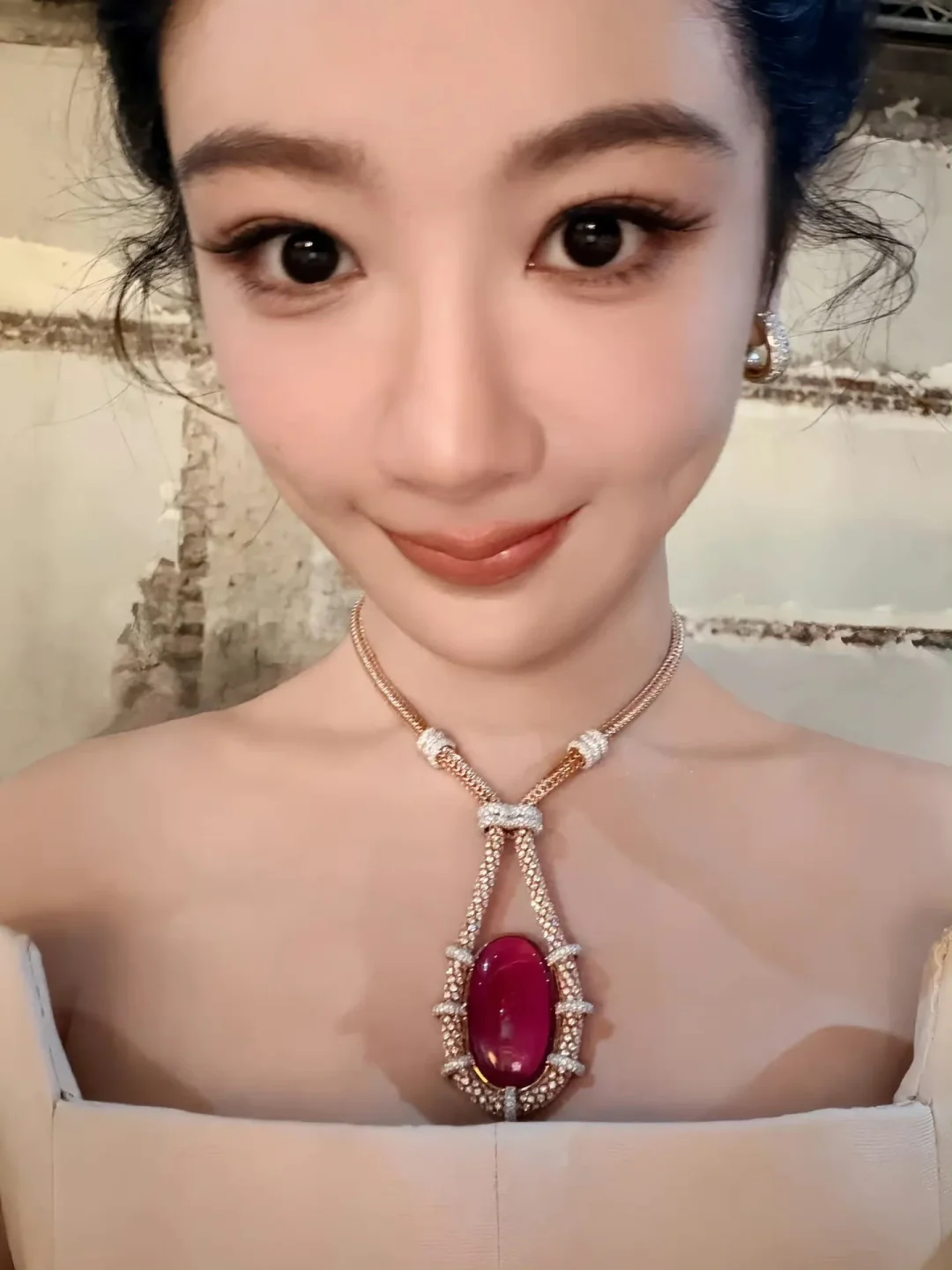 杨紫 啊啊啊啊啊啊啊啊葡萄大眼🍇
