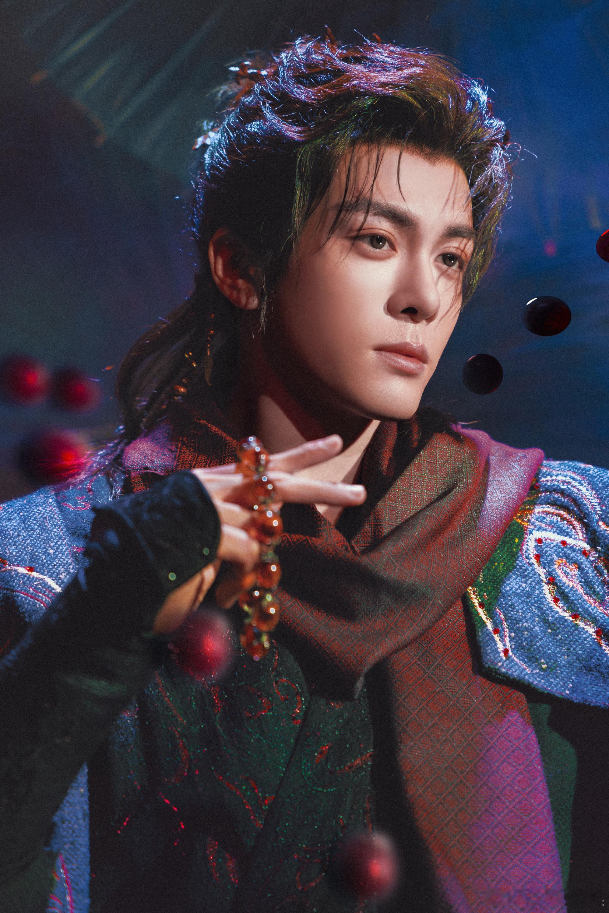 谁能对上曾舜晞的暗号 武拾光在评论区出题啦！快来晒出你的专属珠串，看看谁能对上暗