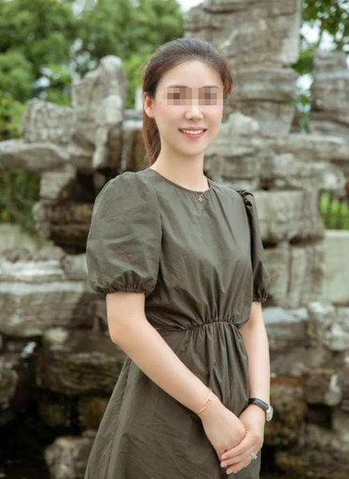 被前夫抛弃的女子还能不能嫁人

前几日，本人在头条上首发了一篇文章，被头条判定为