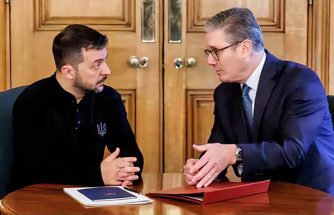 泽连斯基：如果美国退出北约，这4国应加入欧盟

据英国《每日电讯报》4月10日报