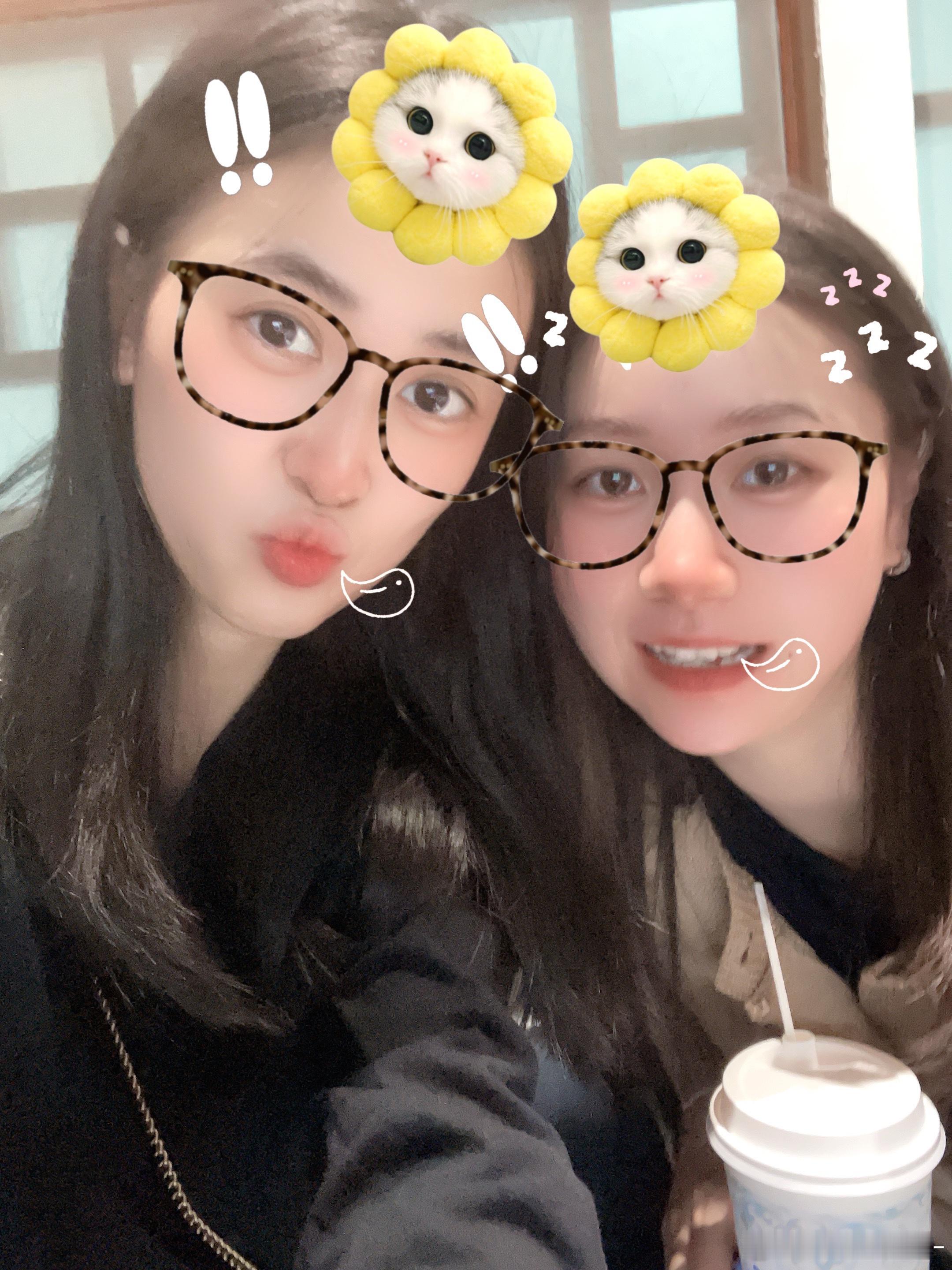 难熬的几天里还好有你们的陪伴[抱一抱]蟹蟹我的闺闺们❤️❤️❤️ ​​​