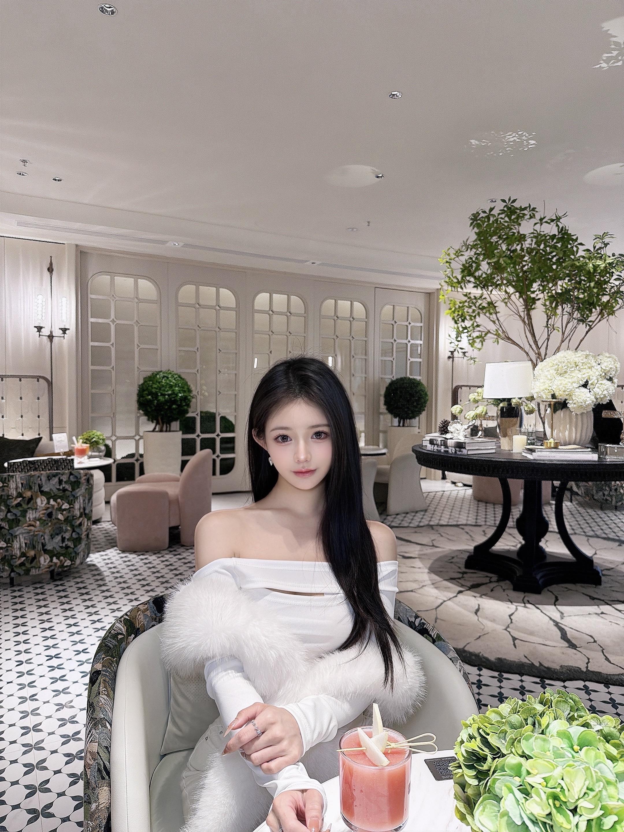 你就这样出现  闯入 我心里面