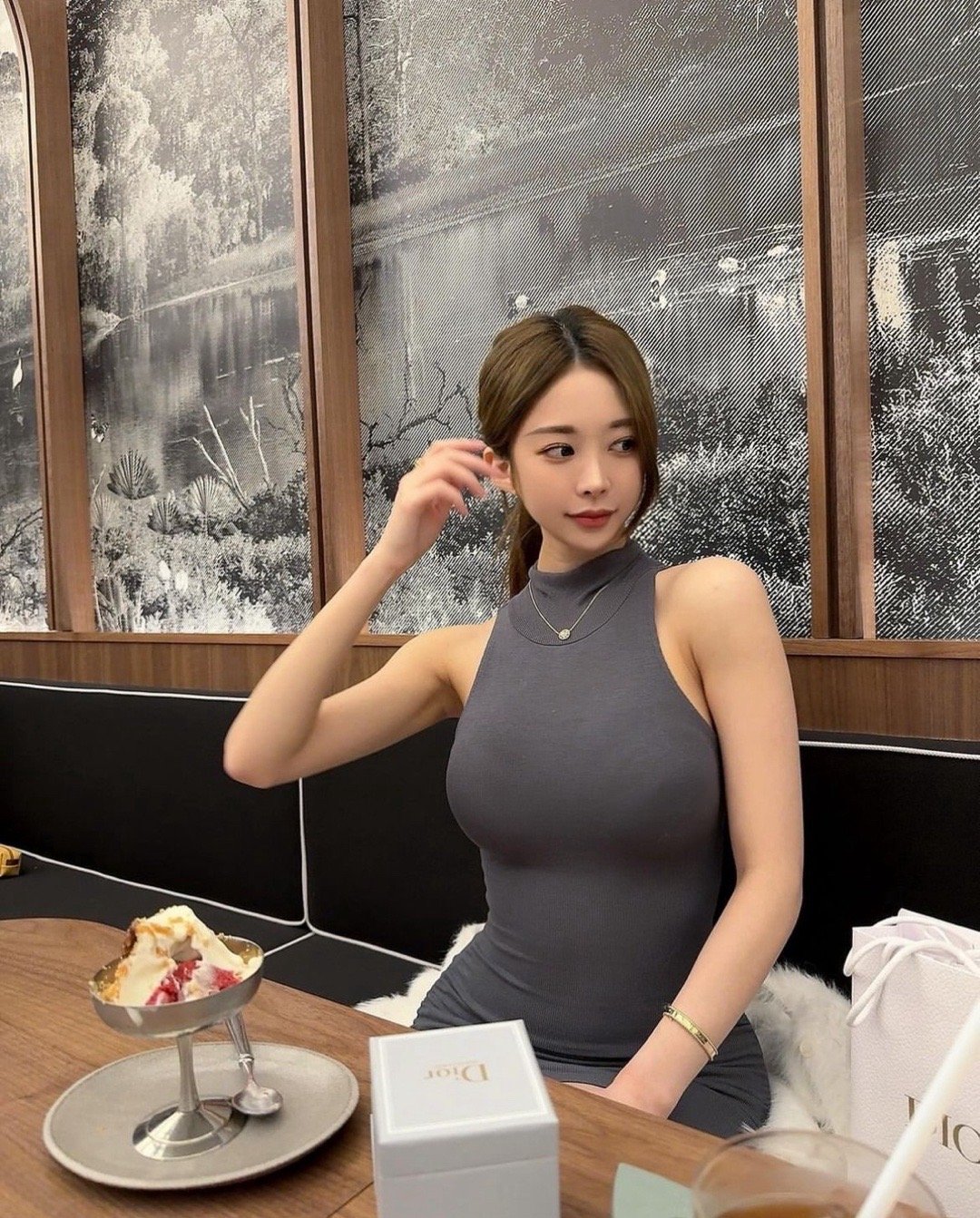 吃甜品 ​​​