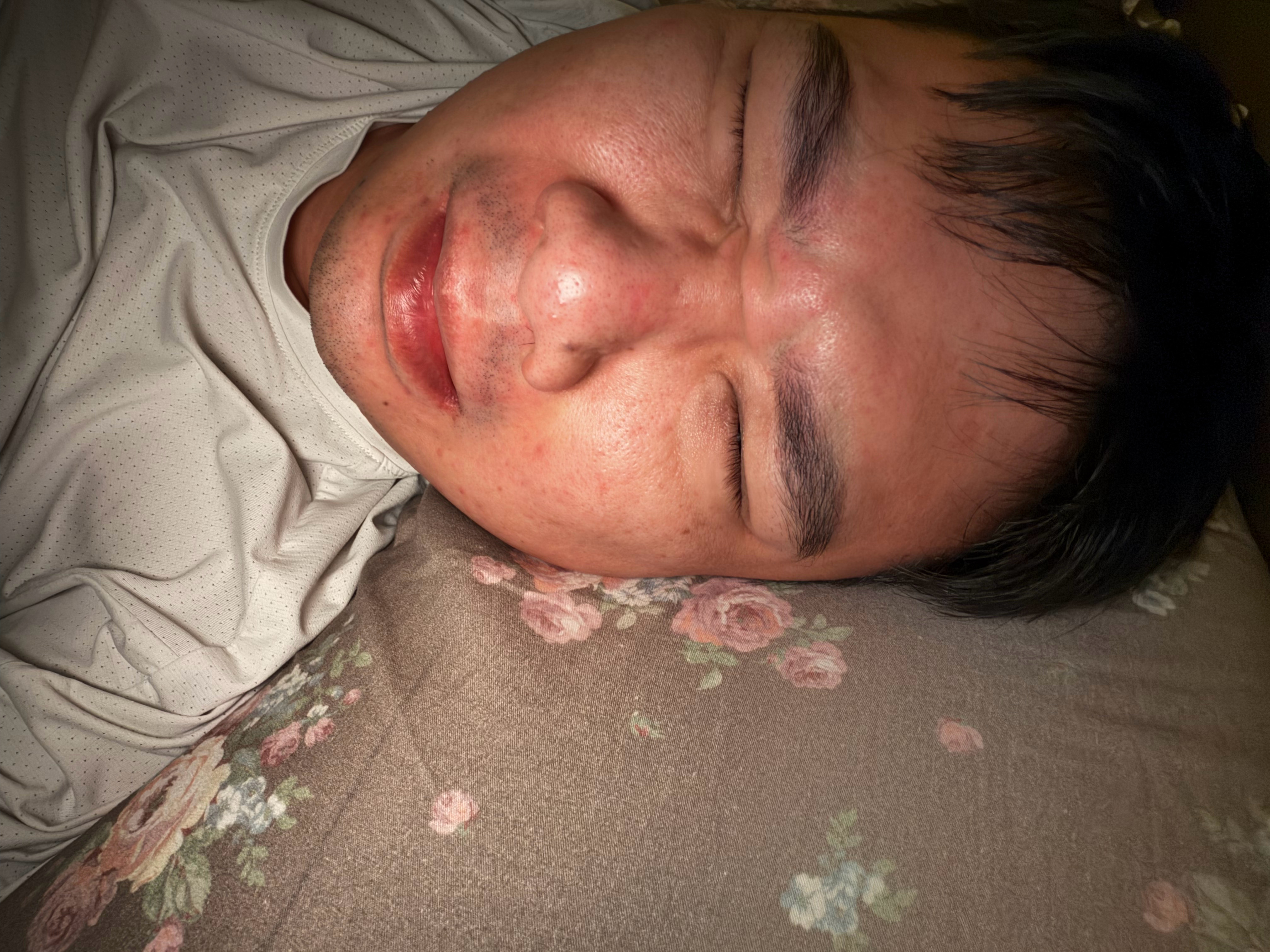 看到一个评论没绷住。你们都不懂，罗哥是要走一条从未有人走过的的封王路，先战魔笛夺