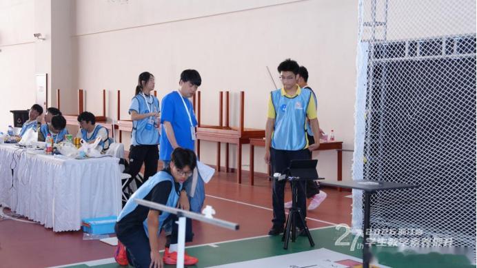 宁波北仑无人机少年省赛夺魁近日，第 27 届浙江省学生数字素养提升实践活动在杭州
