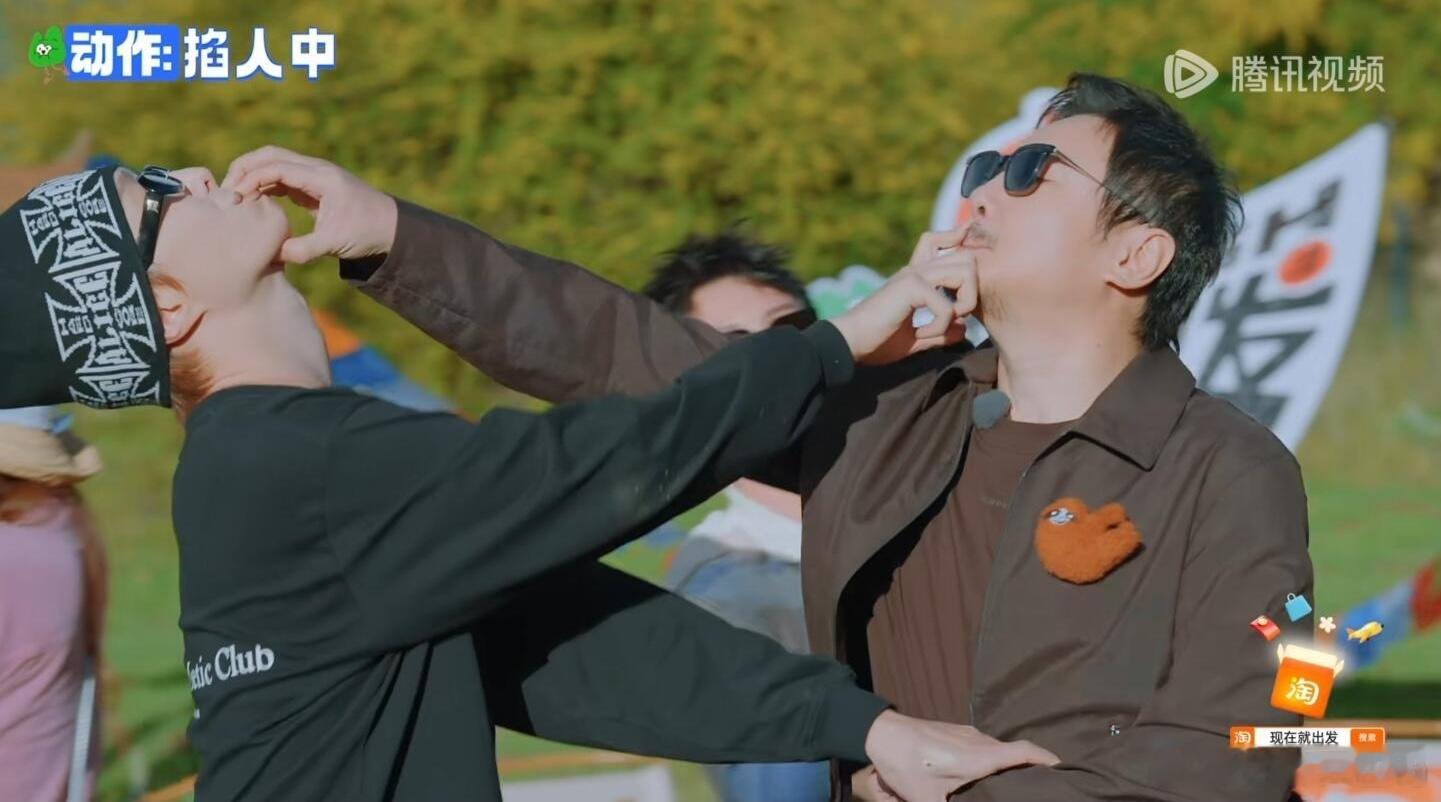 没想到丞丞的评价这么犀利，一下子就把沈腾年轻时的角色性格捉摸得透透的。那个“亦正