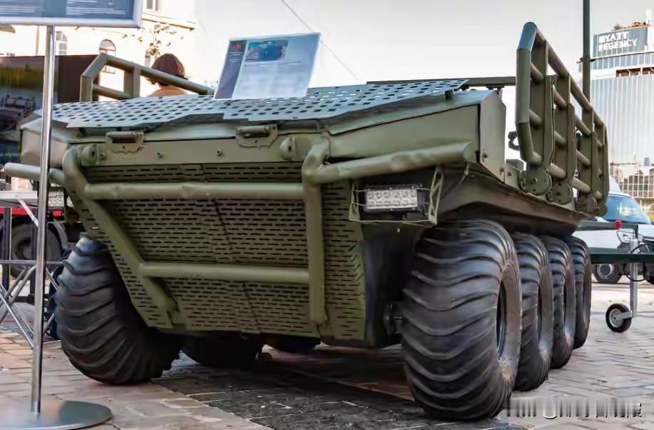 俄军打不下红军城的秘密：乌军的“救命大神”藏不住了！