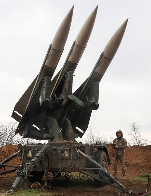 美国要打大仗了！

4月24日，据中东媒体透露，美军正在持续向中东调兵，在停火期