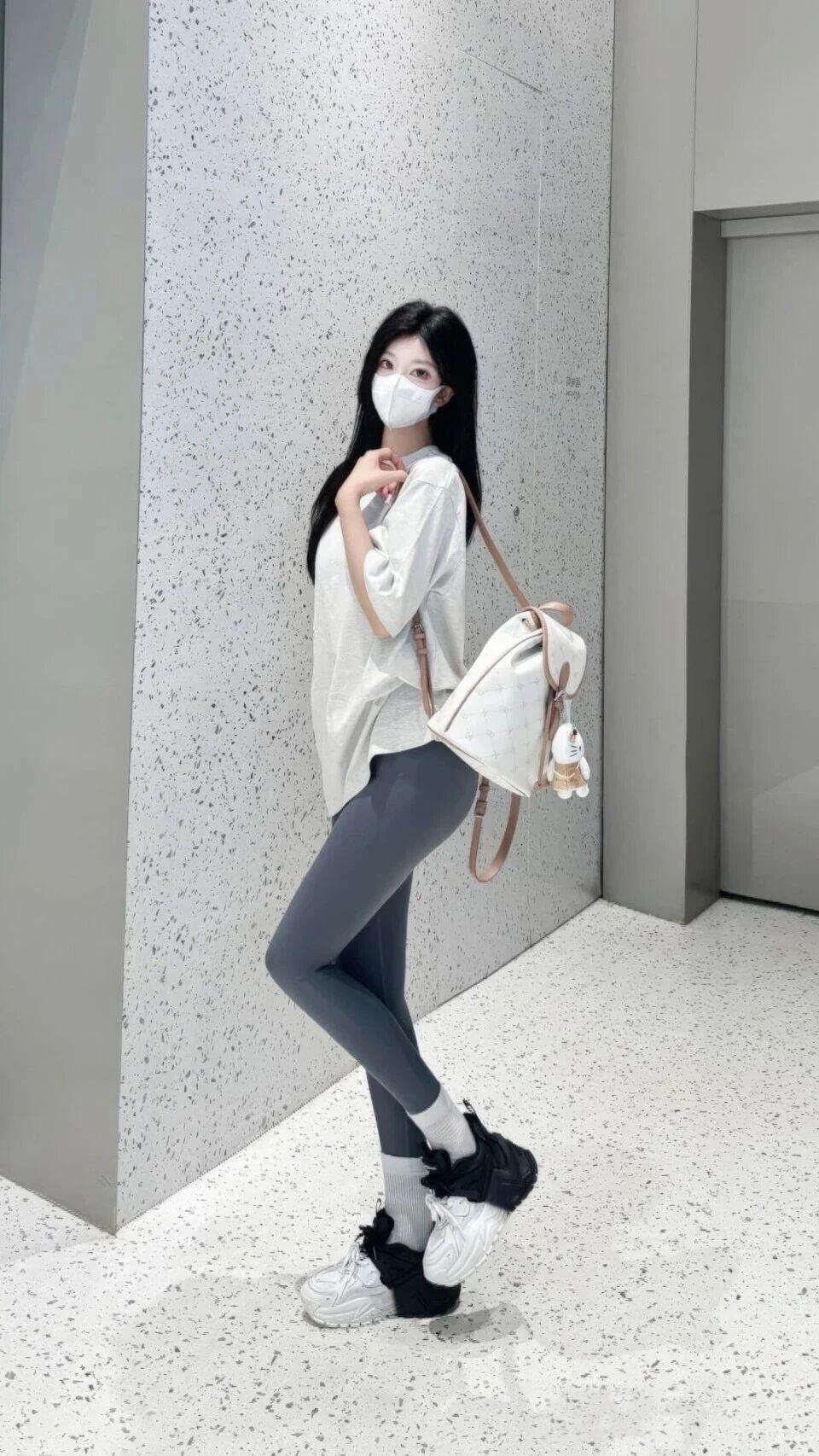 奔赴长兴：闺蜜团兵分两路，各显神通🚐🚄

昨晚闺蜜群炸开锅
小贾一锤定音：浙