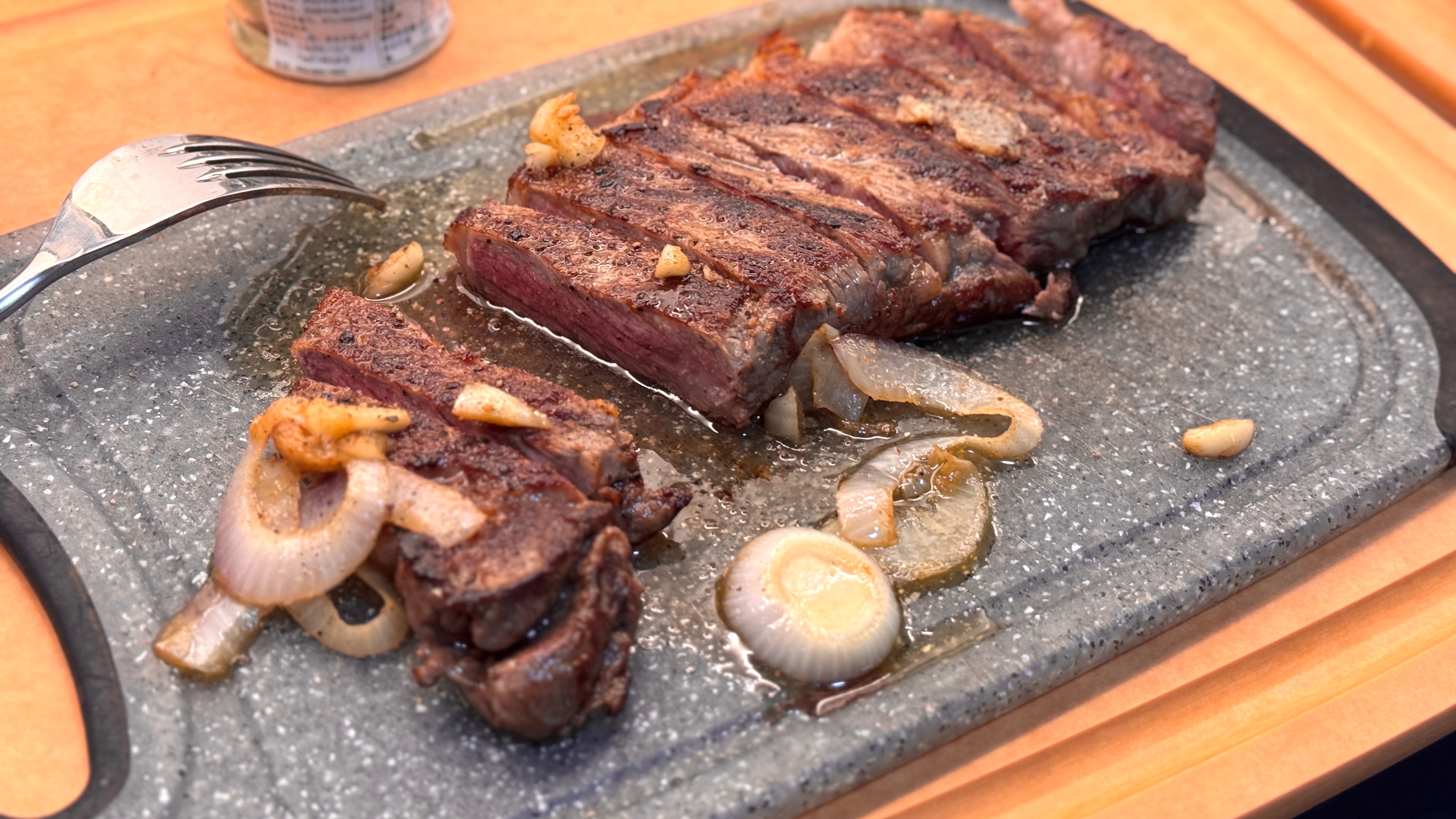 自己煎的牛排🥩 还蛮好吃的说ヾ(≧▽≦*)o ​​​
