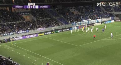 亚冠精英联赛东亚区第6轮，申花客场0-1不敌广岛，遭遇亚冠三连败！荒木隼人头球破