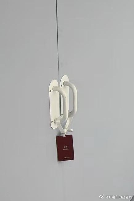 前几天我说我四个小时拍不够，其他老师笑我墨迹昨晚我看他们一个个听说都把现场工作人