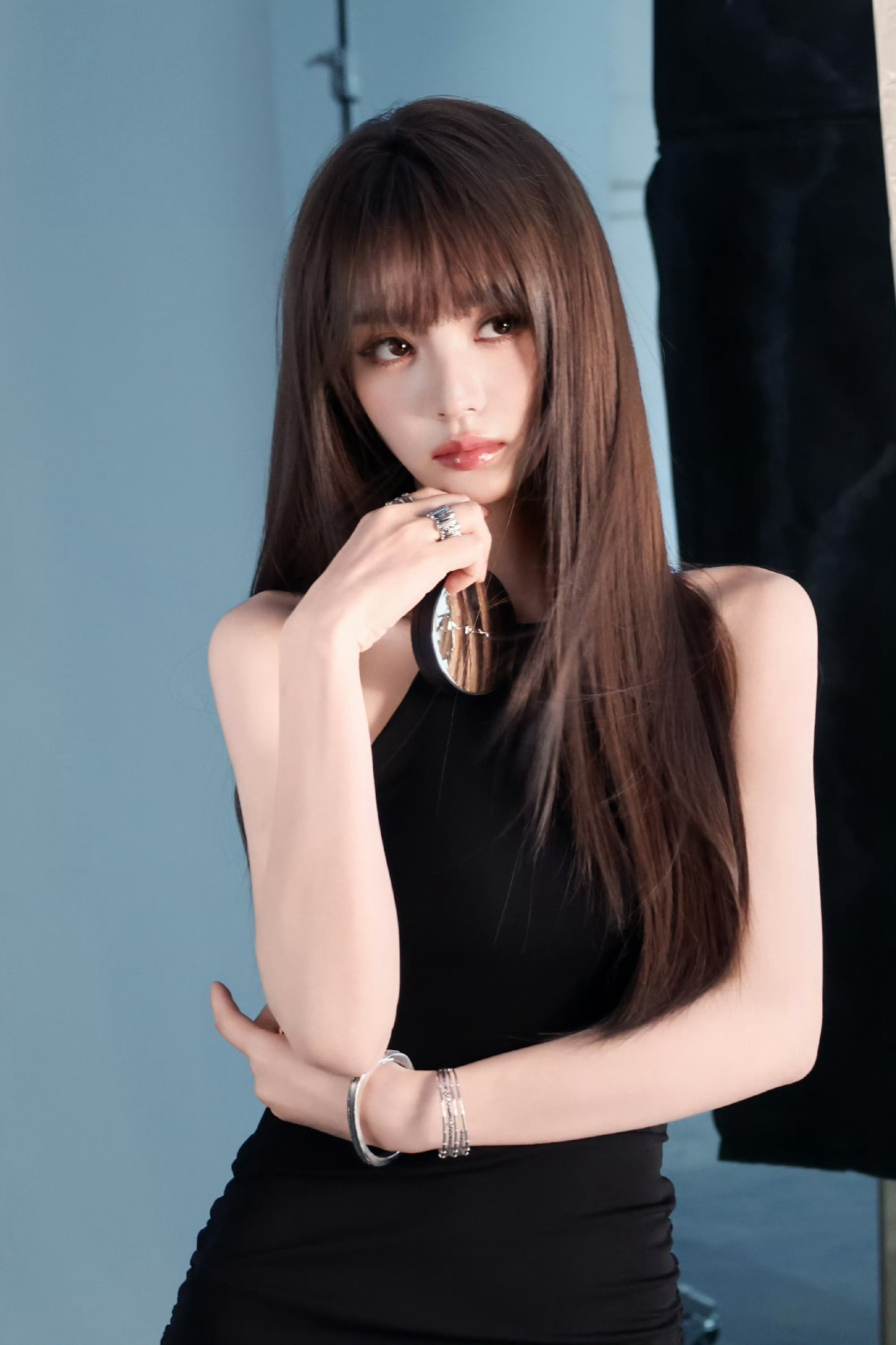 恭喜田曦薇荣获第46届全球演艺名人华鼎奖做她的事业粉太幸福了🥰田曦薇 华鼎奖提
