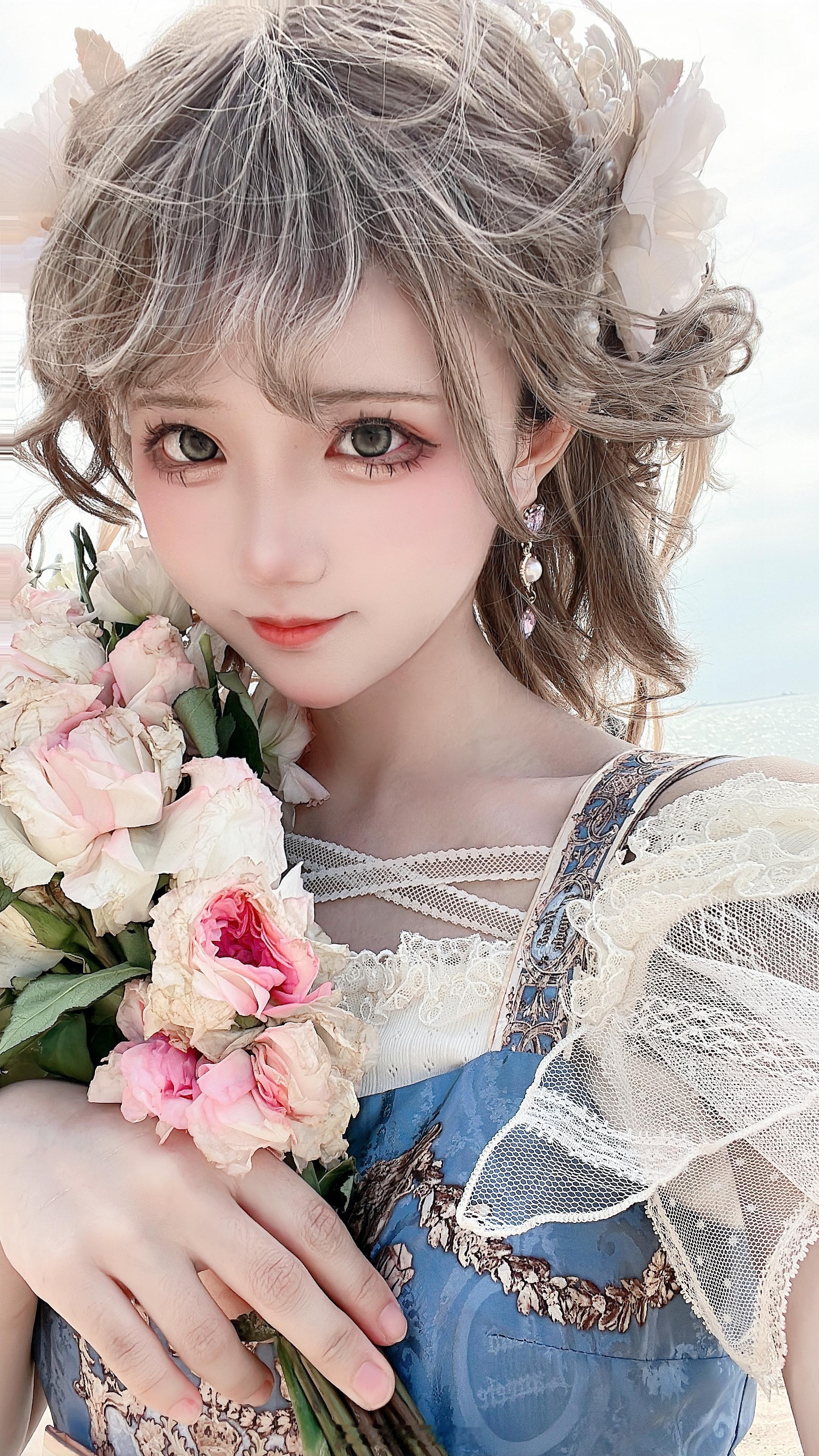 #LOLITA[超话]# 三亚库存自拍X1 有两张颜色深点的应该是拍的时候不小心