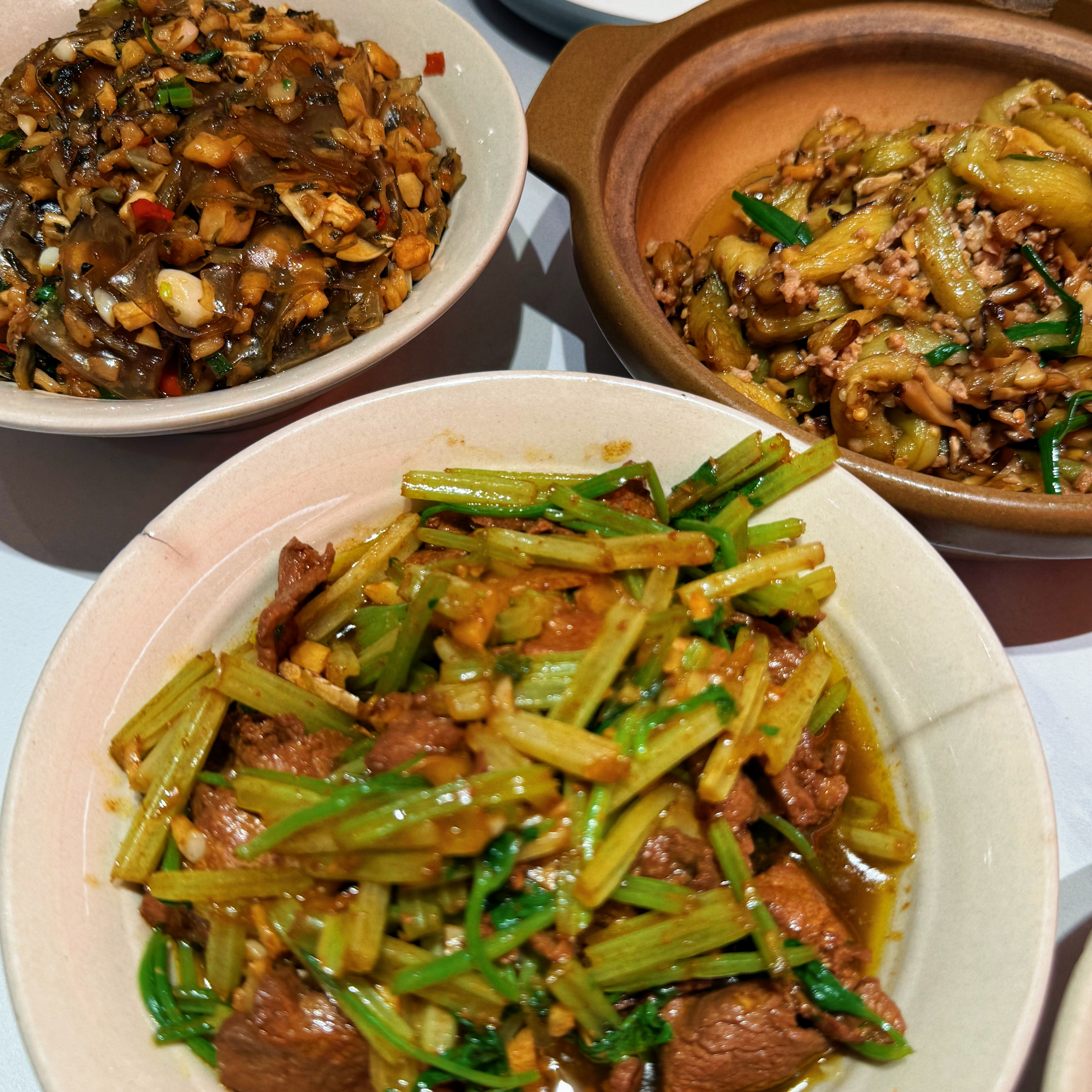 额滴神呐这次吃潇湘阁把所有菜品都去辣以后发现美味得要命肖一吃独食