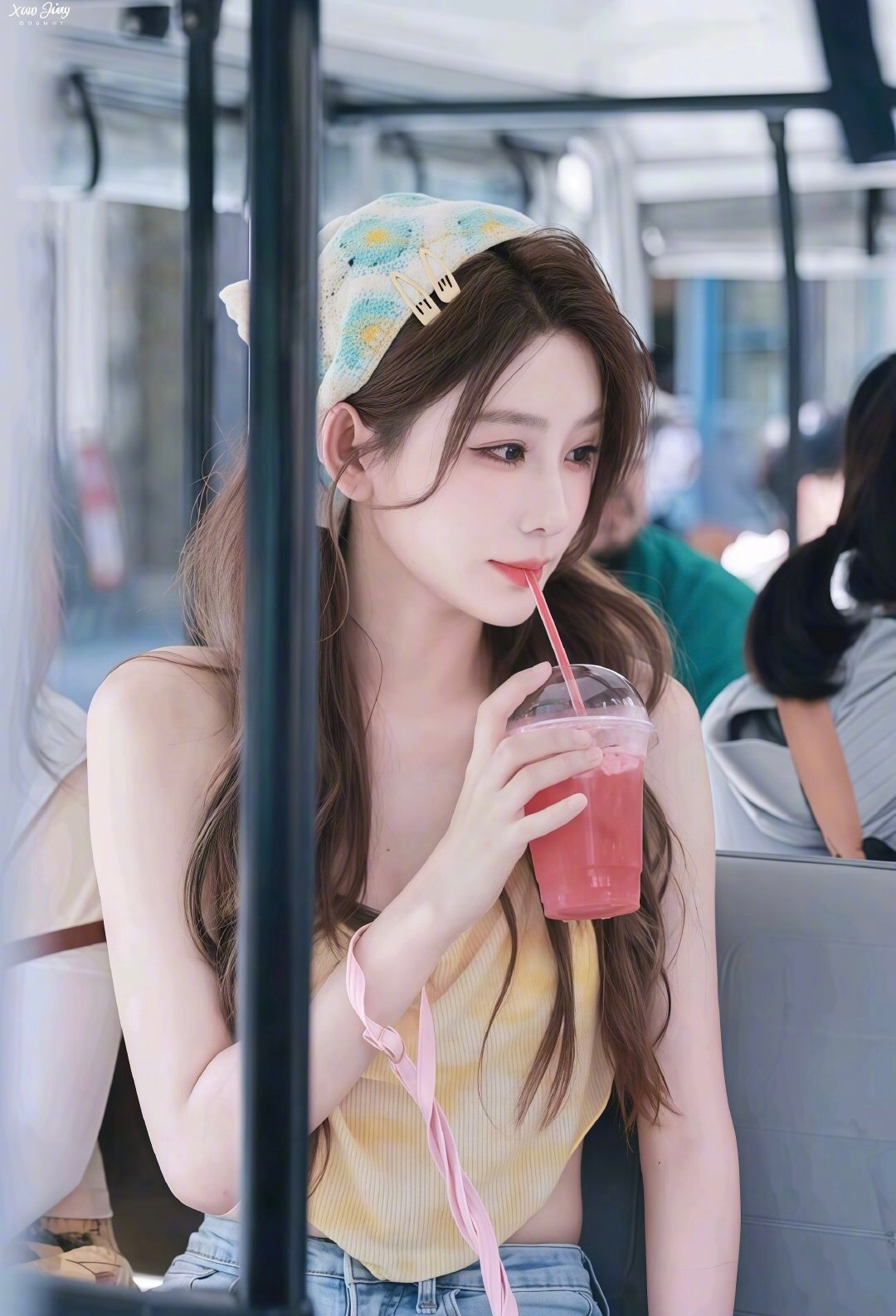 周诗雨Lumen生日会官宣周诗雨Lumen 生日见面会官宣  04.11燥候