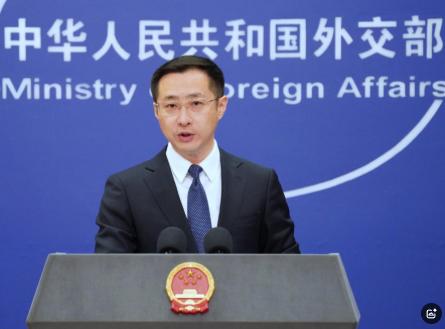 捷克总统挑战中方红线，外交部：不再与其交往
 
8月12日外交部例行记者会上，发
