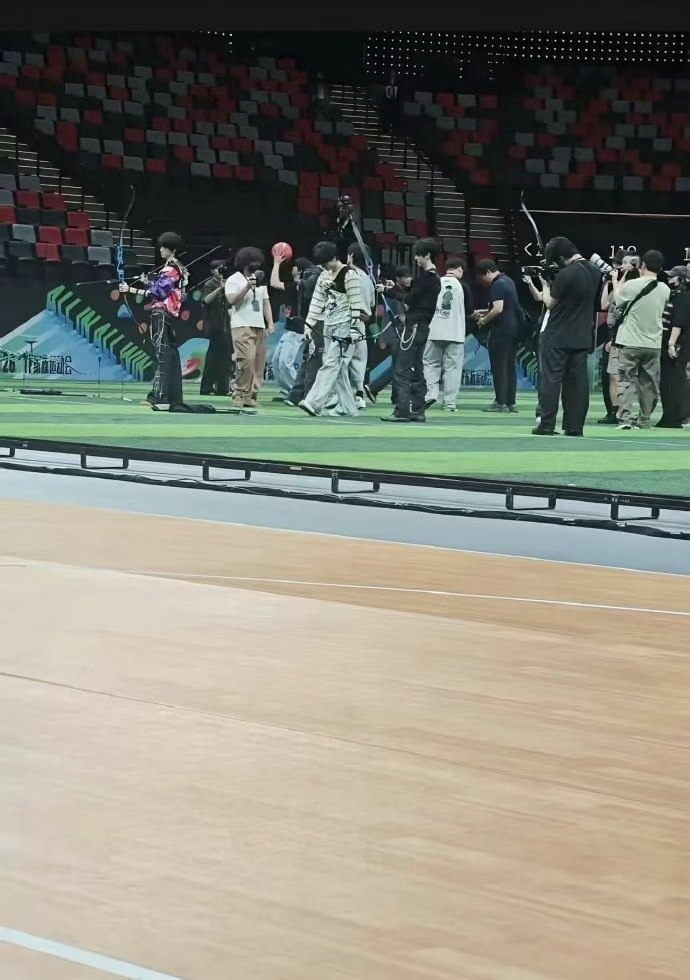TF运动会有攀岩TF运动会彩排图流出 TF运动会有攀岩，TF运动会彩排图流出，谁