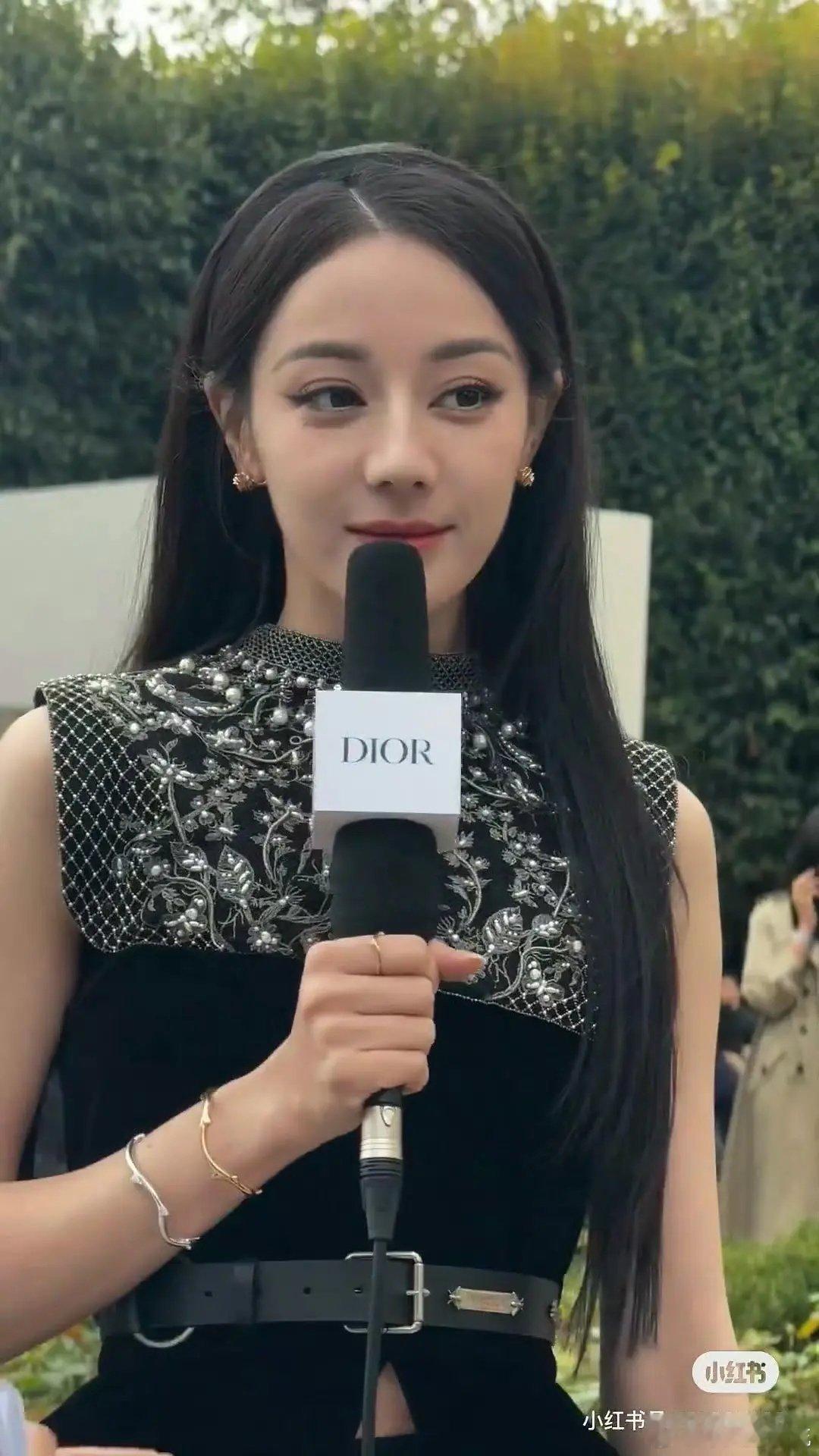 迪丽热巴单看还可以 怎么同框从来没赢过 ​​​