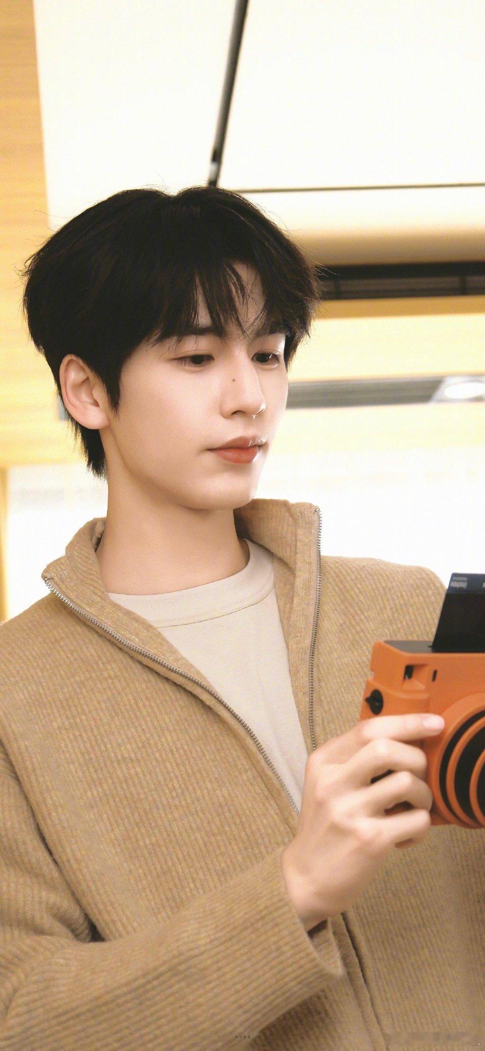 暖暖的大男孩张凌赫哥哥！｜张凌赫