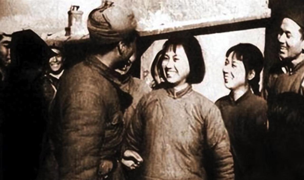 叛徒出卖同志后，逍遥了16年，1959年，副省长在刘胡兰碑前，发怒：嫌疑那么明显