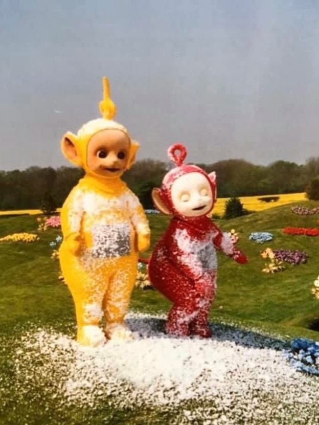 1997年《天线宝宝》的拍摄幕后，是这些打造了我们的童年。 