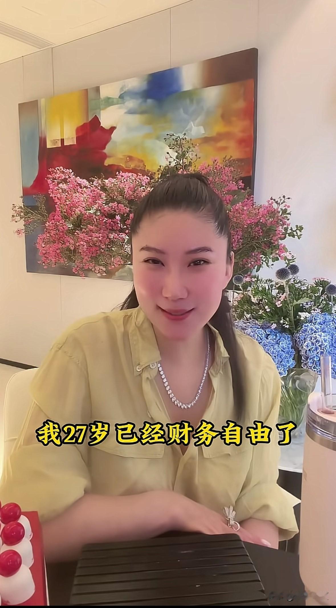 谢贤前女友Coco说“很多人问我姐啊，你是不是没有米啦，每天吃那么简陋。我27岁