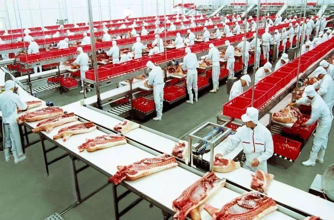 双汇猪肉被检测出抗生素超标37.5倍，不禁让人愕然。在事发次日，市场就首先给双汇