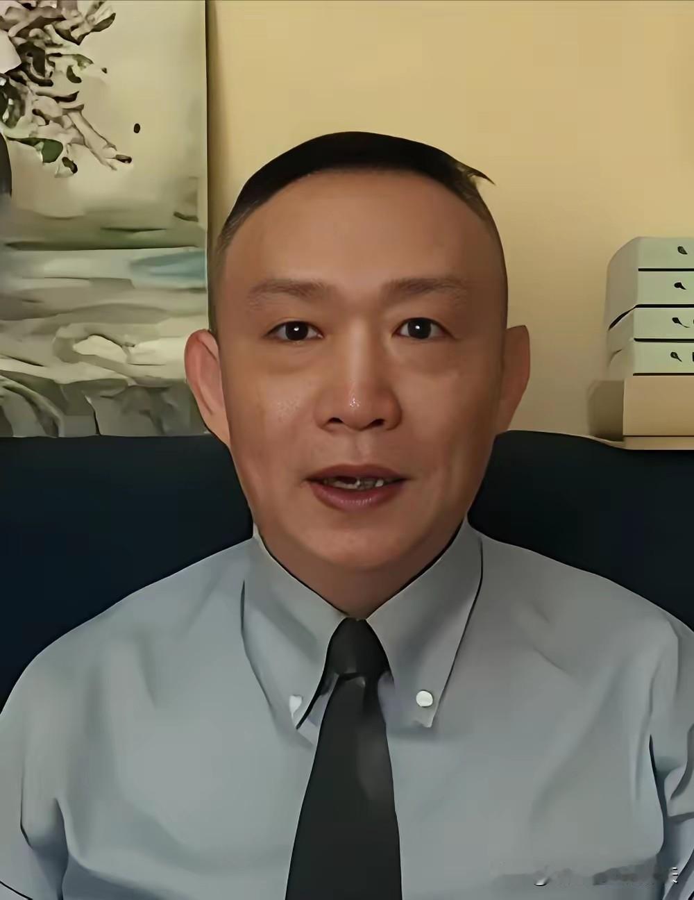 东方大国的学者卢麒元，近日在北京公开发声。他提出了一个惊世骇俗的主张：立法者每次