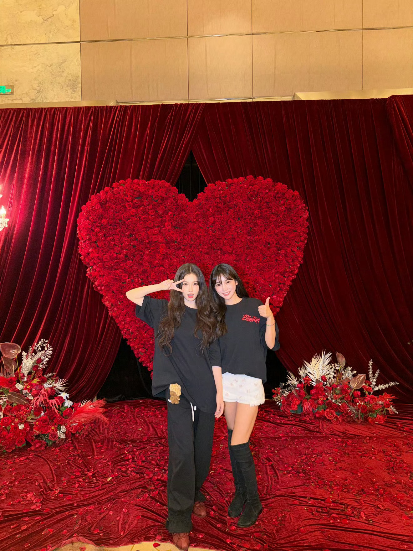 虞书欣生日会 幸福的生日 石榴的应援 朋友的陪伴我的女孩一直幸福下去！