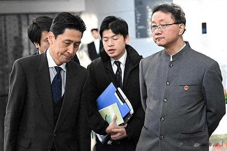 这个消息很振奋人心，那个让日本外交官低头的刘司长出任中国驻澳大利亚大使…