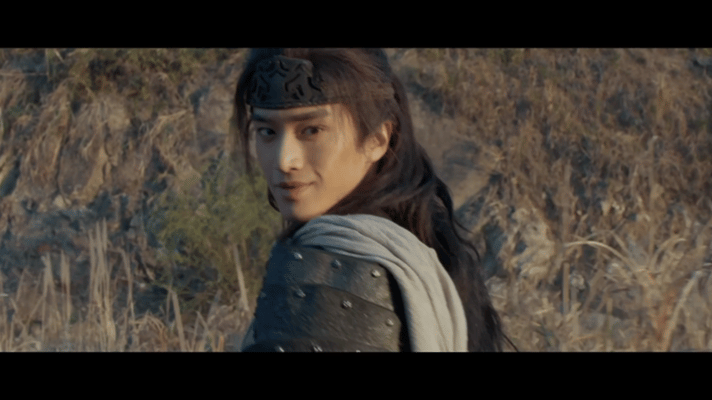 冰湖重生楚乔逃婚感觉冰湖归来，也是个向往着自己的自由。两个人虽然是假结婚，但是有