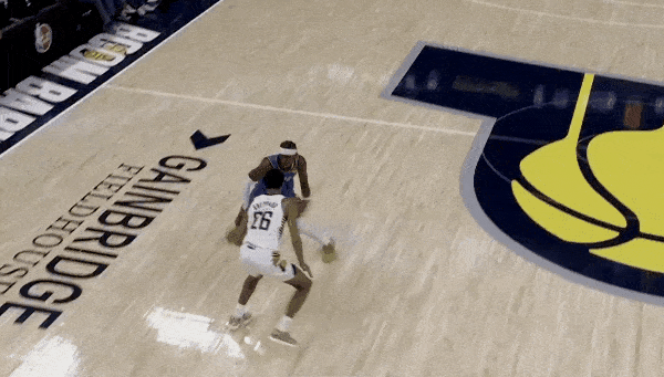 无解！亚历山大进攻手段实在是太多了！
在今天NBA常规赛雷霆对阵步行者的第三节比