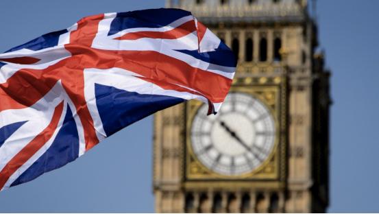 西方同盟口号喊得响亮，英国却主动承诺不介入中东，衰退阴影早已笼罩欧洲

据报道，