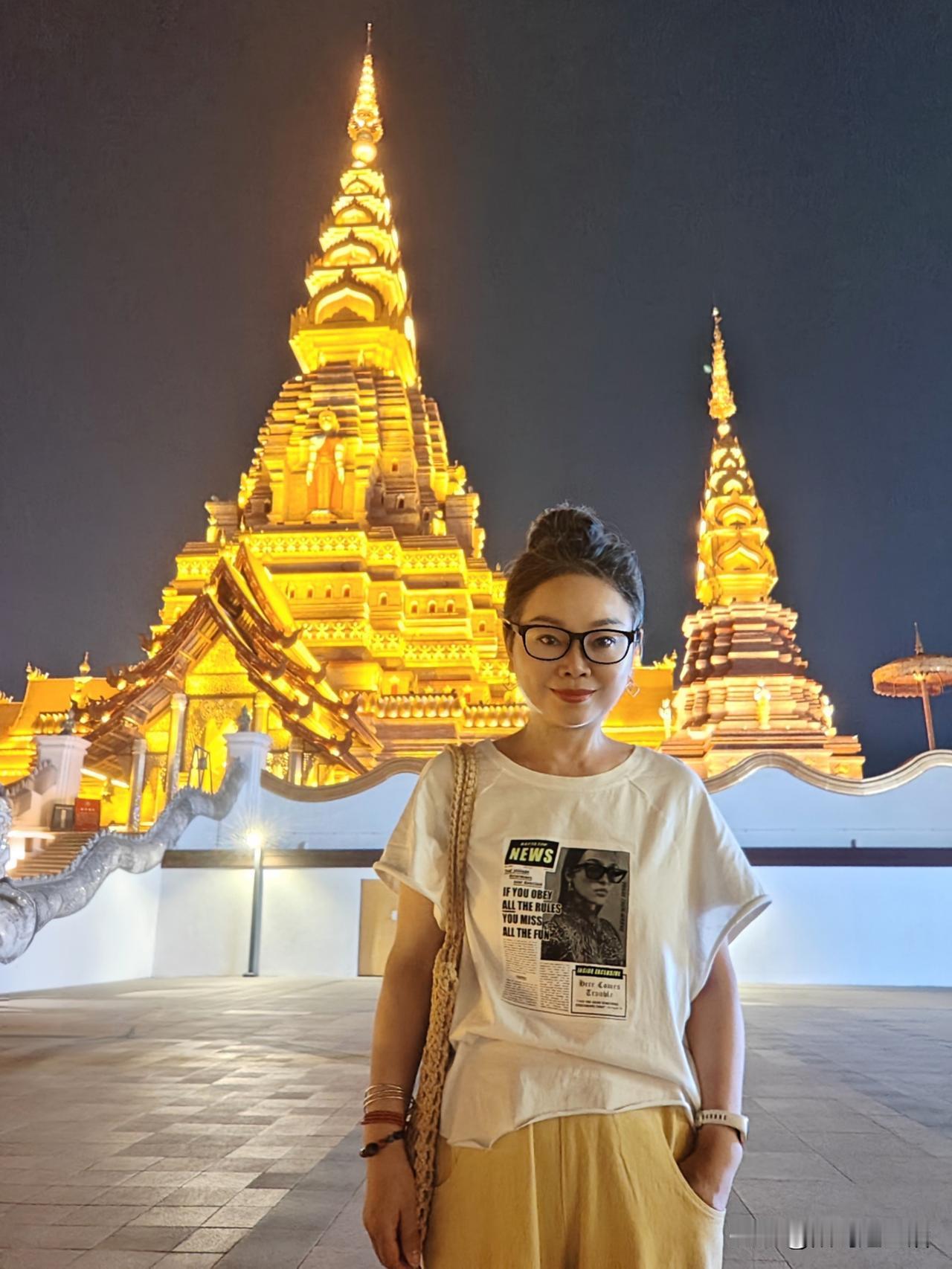 奉劝大家不要随随便便扔掉旧衣服，
现在大环境不好，各行各业赚钱都难，
有些旧衣服