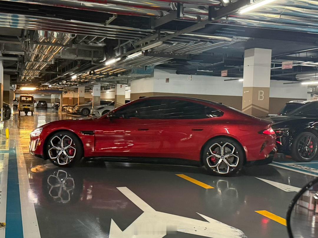 还有比这更好看的轮毂吗？[摊手] ​​​
