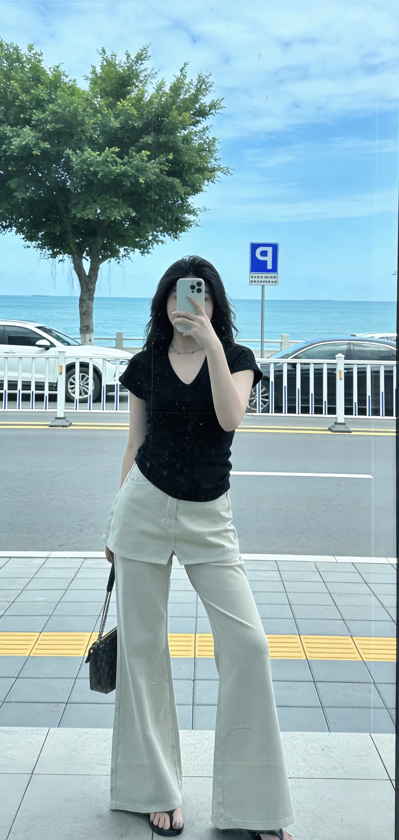 用最宽的心，装最多的福，          希望日子安静，抬头皆是温柔！