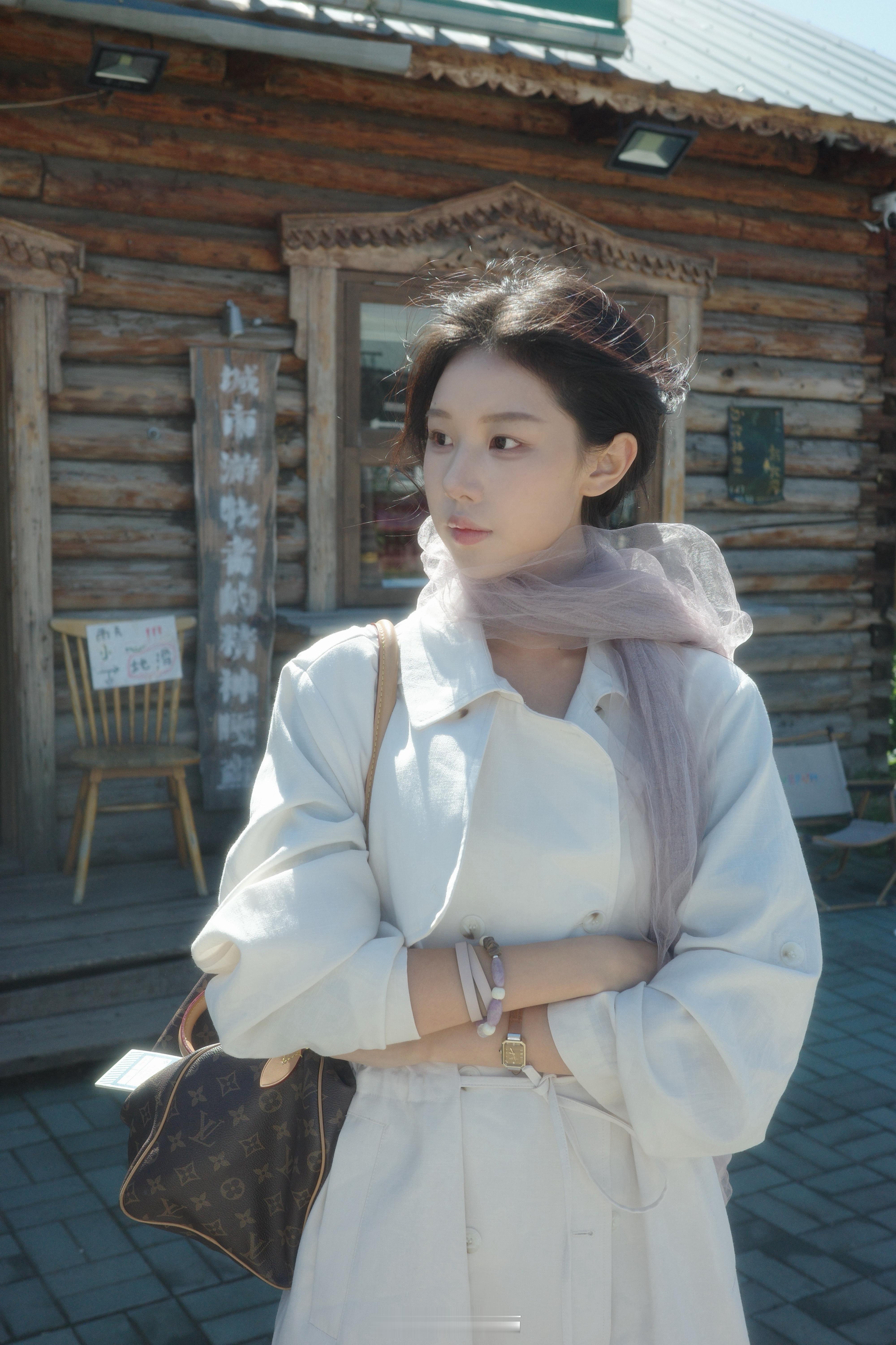 理光gr3xHDF和证人筠筠女士的黄金左脸。 ​​​