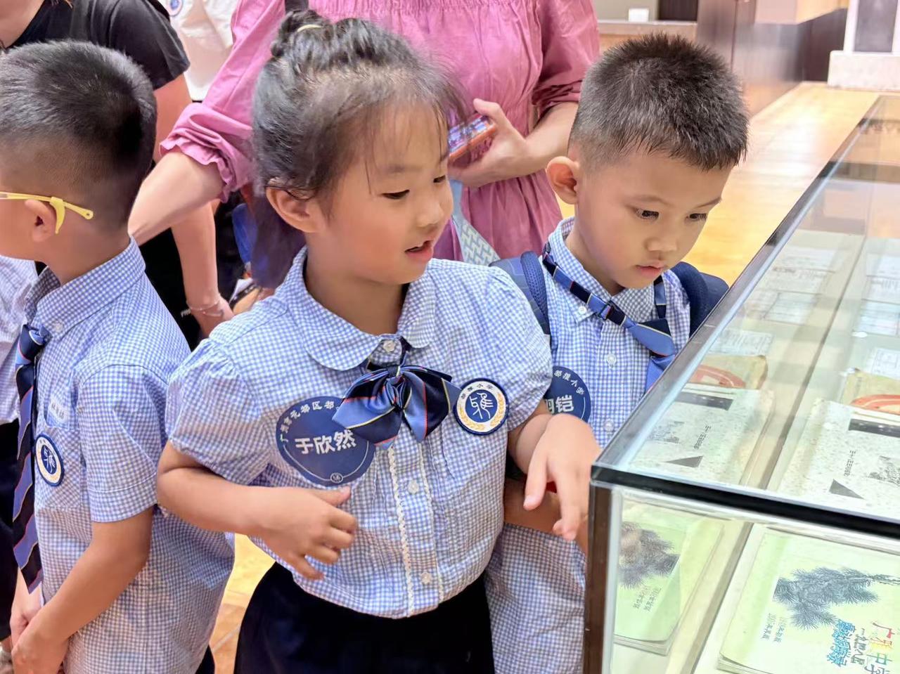 一提到广州，我就会想起，已经开始上小学的孙女。