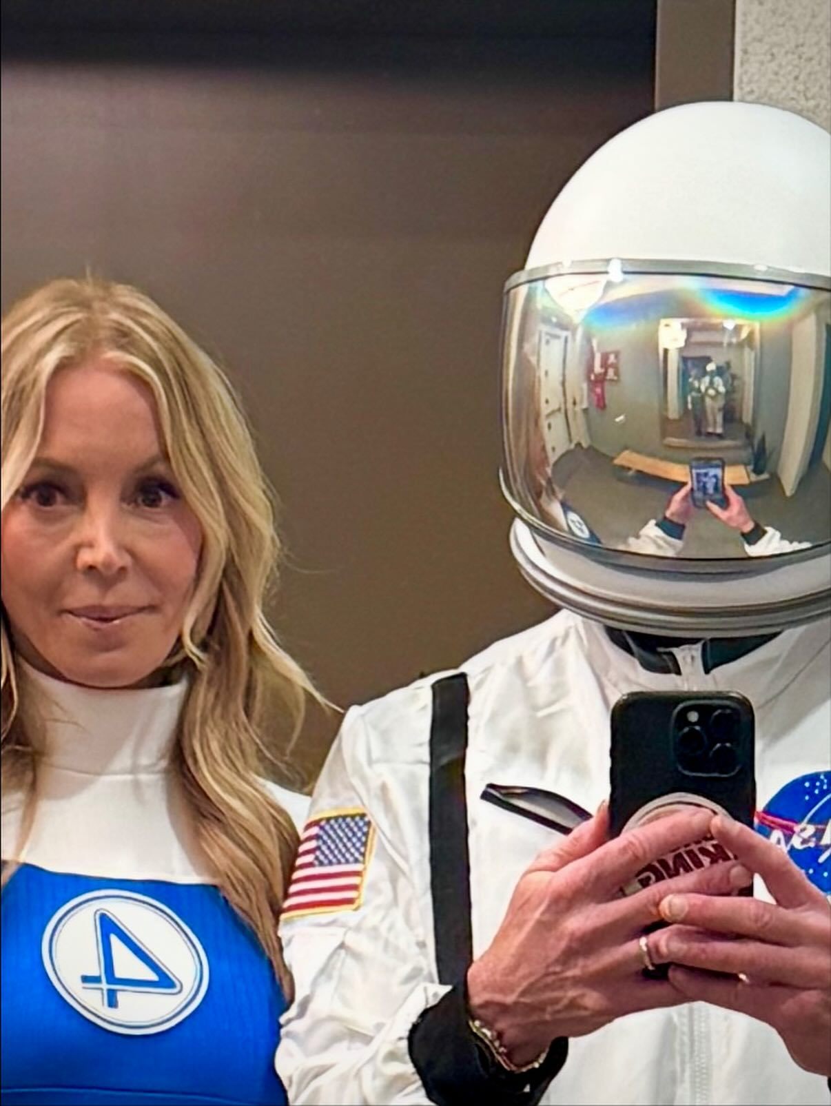 珍妮阿姨万圣节装扮🎃 ​​​