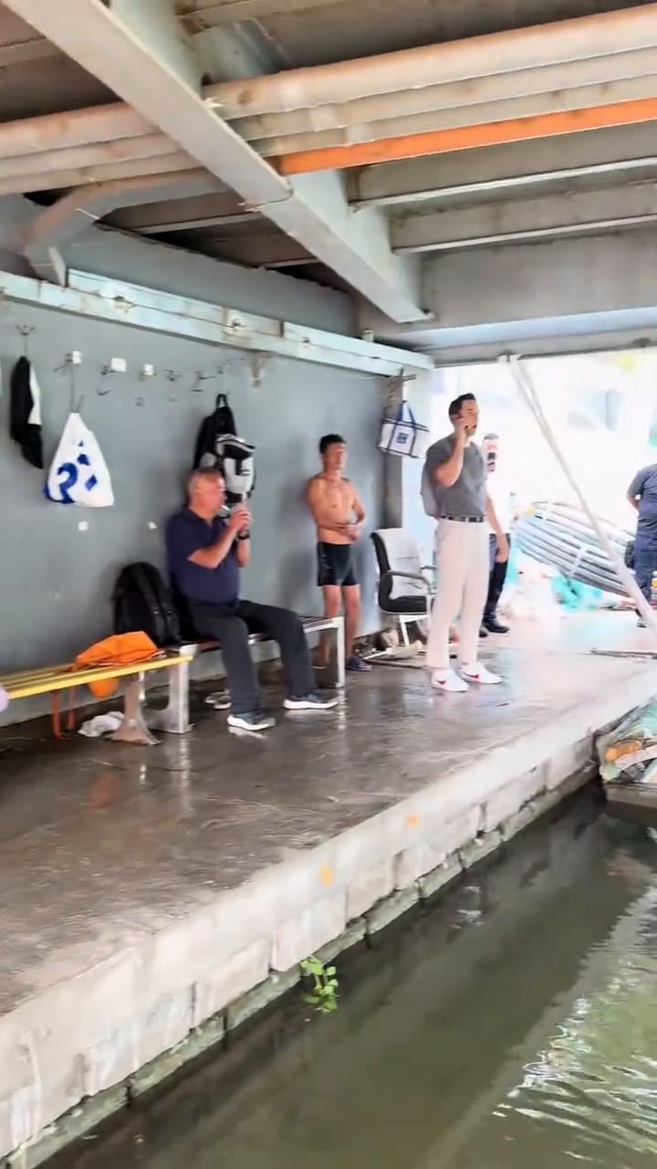 加油。