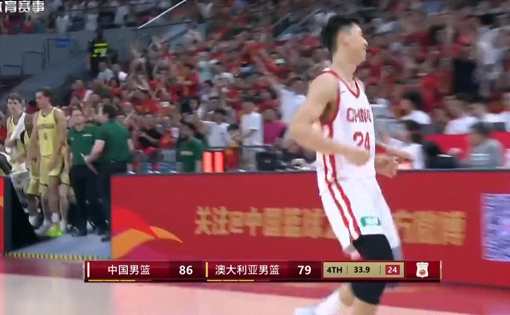 整场球我印象最深就是这个镜头，王俊杰猛地冲上来一把抱住崔永熙庆祝太不容易了，黄种
