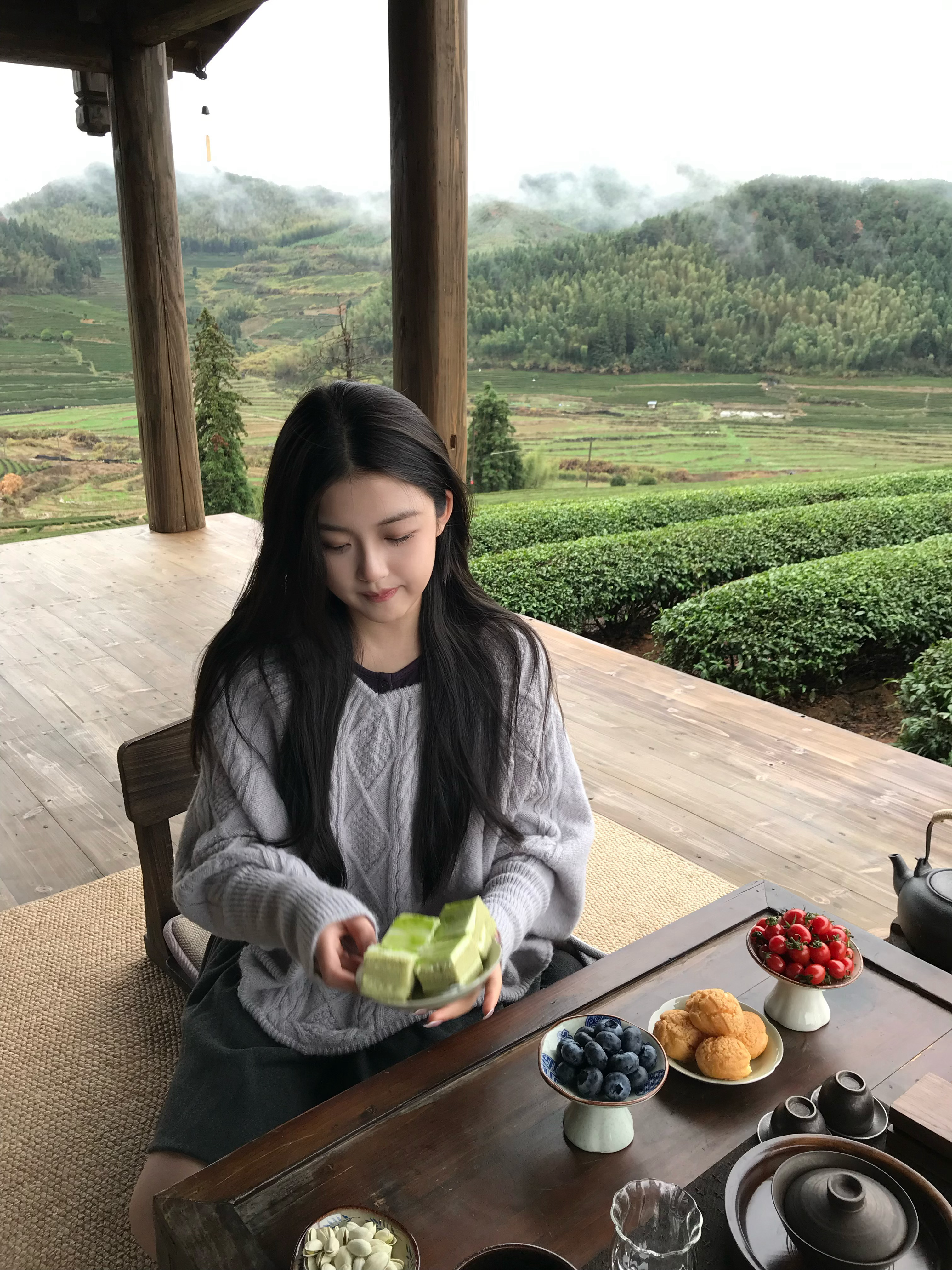 我的愿望是自由平静地过完一生。 